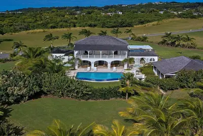Image de A 6 Bedroom Royal Westmoreland Villa With A Cook & Access To The Facilities