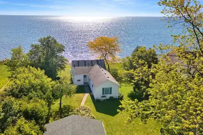 Image de Lakefront 3bd, Home Walk to Downtown Port Sanilac