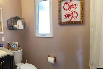 Image de Ottawa Hills Hillandale House Cozy Condo in the charming village w/ WiFi, Ac