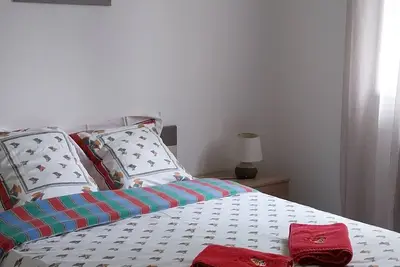 Image de Gîte spacieux dans un cadre verdoyant