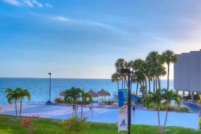 Image de Tampa Bay 1br - Pool & Private Balcony