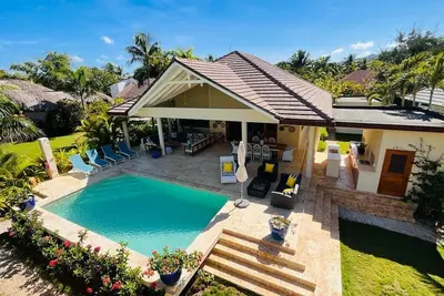 Modern Luxury Villa with direct access to the beach 3min walk in gated community