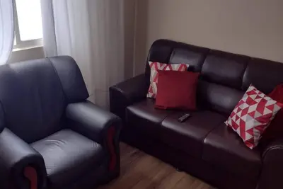 Image de Practical, simple Cdhu apartment.
