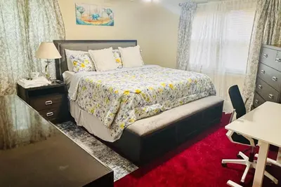 Image de Charming 4-bedroom house with Ac and WiFi in marvelous East Riverdale.