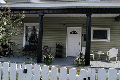 Image de Charming 3-bedroom house in Roanoke with fitness area, lots of space. Sleeps 6