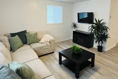 Image de Orono Townhouse Retreat-Clarington