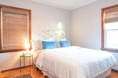Image de Charming 2-bedroom cottage in delightful Peoria with WiFi, Ac