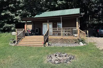 Image de Cozy 2-bedroom cabin on Butternut Lake with WiFi, Ac, and Lake Access