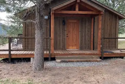 Image de Cozy cabin with WiFi and Ac in charming Merritt