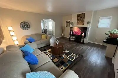 Image de Charming 3-bedroom house with WiFi and Ac in Pittsburgh