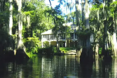 Image de Elegant Waterfront home with private boat ramp/dock, elevator, & unmatched view!