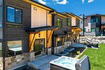 Image de Luxury in Deer Valley East Village with a Private Hot Tub