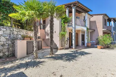 Image de Appartement 'Appartamento Thomas' avec terrasse et jardin privés