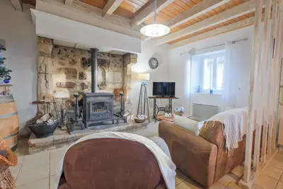 Image de Gite Le Moutat-La Cave, avec jardin privé et Wi-Fi