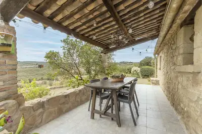 Image de Maison de campagne 'La Caseta De Sant Grau' avec vue sur les montagnes, piscine partagée et Wi-Fi