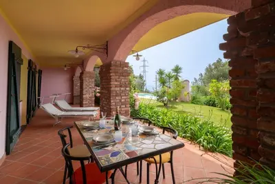Image de Into the Green! Flower Flat x4 Pool & Parking