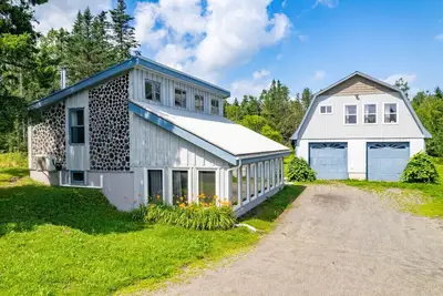 Image de Creekside Hideaway -Oak Bay, Nb