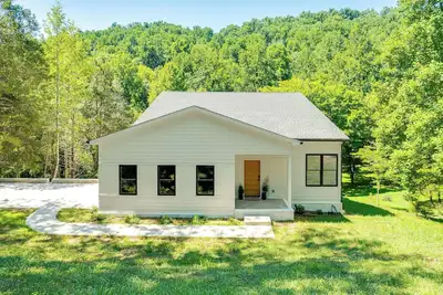 Image de Sleek Tennessee Retreat: 2 Mi to Center Hill Lake!