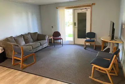 Image de Apartment near many locations.