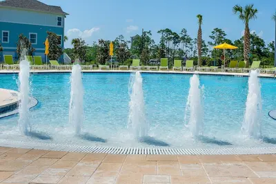 Image de New Listing! |Private Beach Club|Two pools|Free Rounds of Golf|Free Community Shuttle