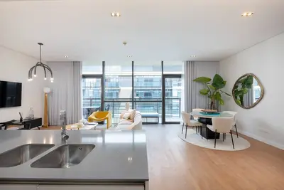 Image de Bright & Modern 1br in City Walk