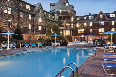 Image de Experience Timeless Charm at Club Wyndham Long Wharf - 2 Bd. Deluxe
