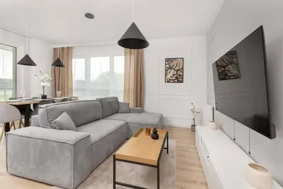 Starowiejska 62b | Comfortable  Apartment | Parking