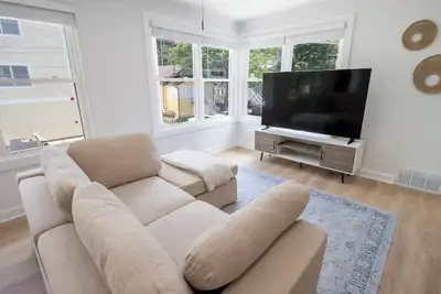 Image de Brand New - 2bd Aptmt. at Sheridan Beach