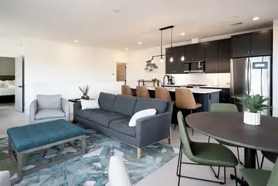 Image de Stunning New Grand Haven Condo - Walk to everything