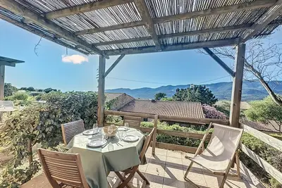 Image de Villa F2 pour 4 personnes, climatisée vue mer - Piscine dans résidence ***