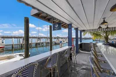 Image de Close to Beach and Restaurants - Bridge Street Retreat at Pines Park