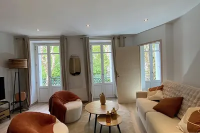 Image de Très bel Appartement Neuf \nIdéalement situé confortable et tranquille.