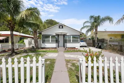 Image de 3/2 Cottage - 2 Miles from Beach