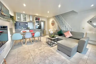 Image de Magnifique appartement avec terrasse et air conditionné à 10 min de Paris