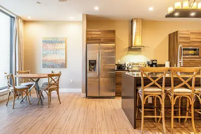 Image de Luxurious- 4brm villa - 12min to Disney World