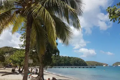 Image de Charmant studio avec piscine et plage en  Martinique, idéal pour les familles