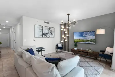 Image de Last Minute Disney Getaway! Luxury Condo with Private Balcony. Book Now! #66071