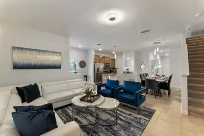 Image de Last Minute Disney Getaway! Townhouse with Private Pool. Book Now! #65959