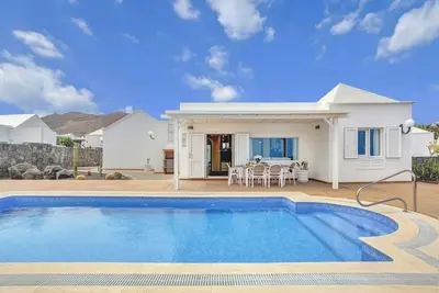 Casa Elena Excellent Views Next To The Sea