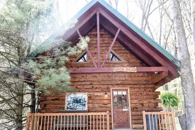 Image de Mama Bear Log Cabin near Cook Forest State Park