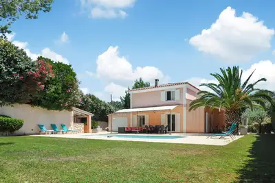 Image de Stunning home in La Roquette-sur-Siagne