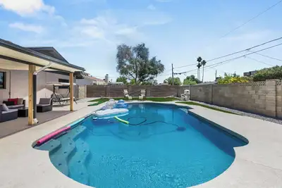 Image de Scottsdale Getaway / Pool, Games & Outdoor Fun