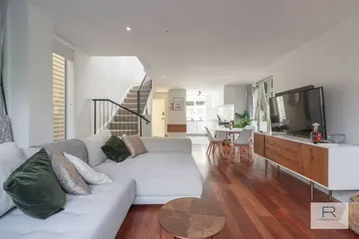 Image de Chic Parnell Townhouse|by Furnished Rentals