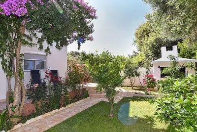 Image de House 2336/115006 (Istria - Liznjan), 1000m from the beach