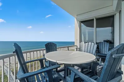 Image de Oceanfront Condo | Steps from Flora Bama | Spanish Key 605 | My Beach Getaways