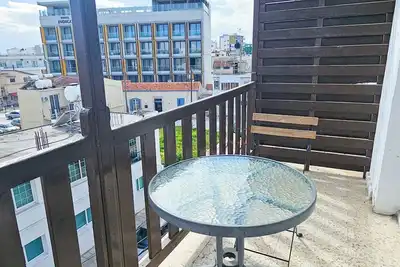 Image de Downtown Rooms, 200m from Marina Beach