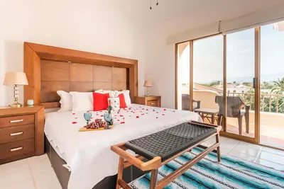 Image de Luxury Condo Overlooking Marina in Ixtapa
