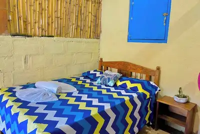 Image de Cabane Pour 5 Personnes Et Piscine