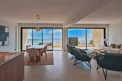 Image de Appartement d'Exception avec vue Mer Panoramique et piscine