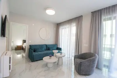 Image de Oikos luxury central apartment